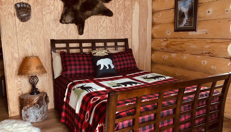 Avens Alaska formerly Wrangell Mountains Wilderness Lodge — Guest room