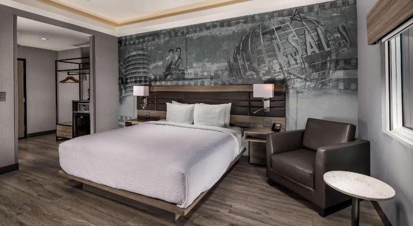 Avenue Hotel Ascend Hotel Collection Los Angeles California — Guest room