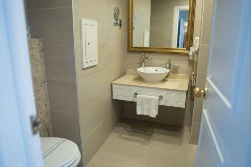 Avicenna Hotel Sultanahmet Istanbul — Bathroom