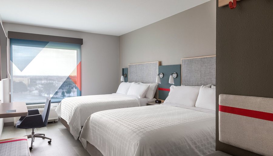 Avid Hotel Cedar Rapids South Arpt Area by IHG — Guest room