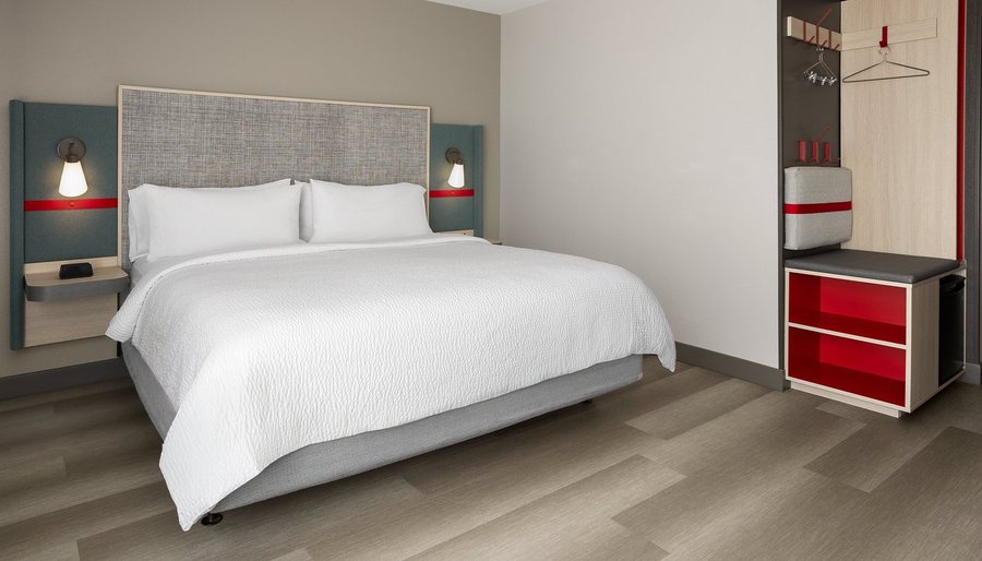 Avid Hotel Millsboro Georgetown South by IHG — Guest room