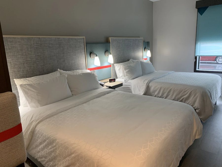 Avid Hotel Salem by IHG — Guest room