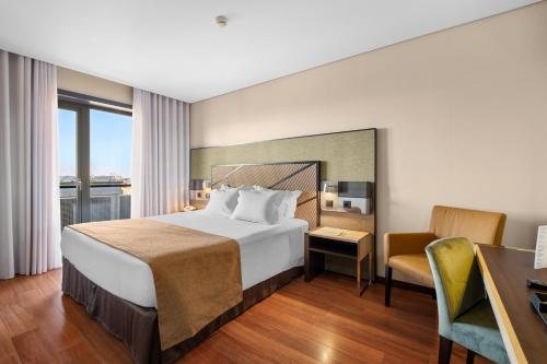 Axis Porto Business Spa Hotel — Guest room