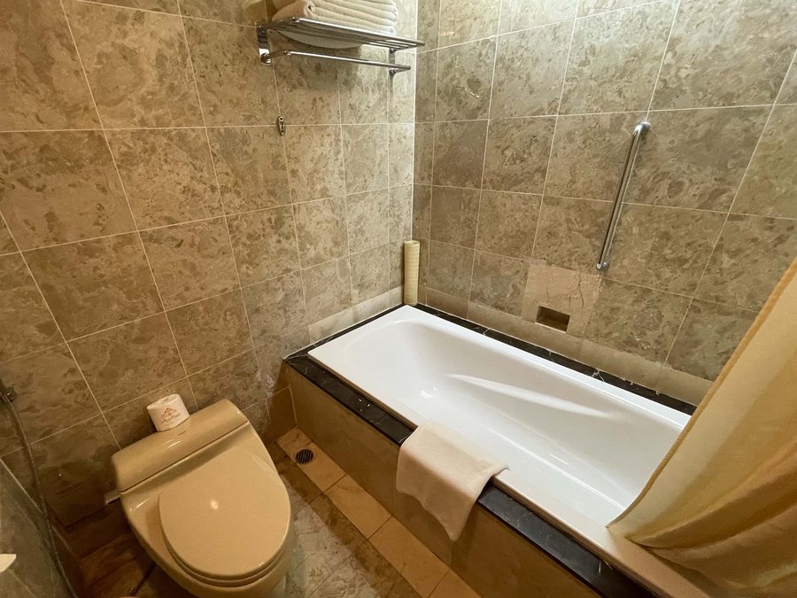 Ayodya Resort Bali Nusa Dua Benoa South Kuta Bali — Bathroom