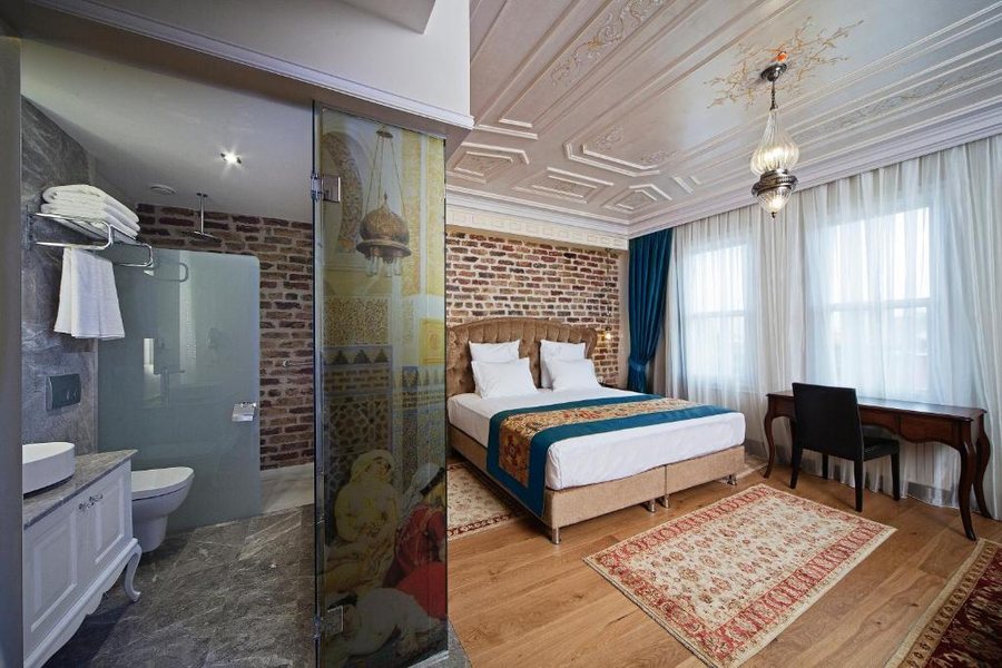 Azade Hotel Premier Istanbul — Guest room
