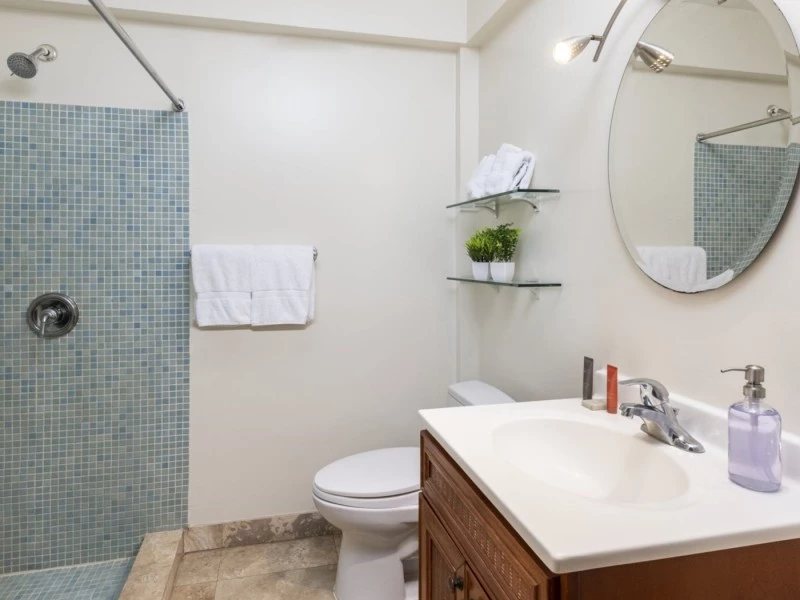 Azul Del Mar — Bathroom