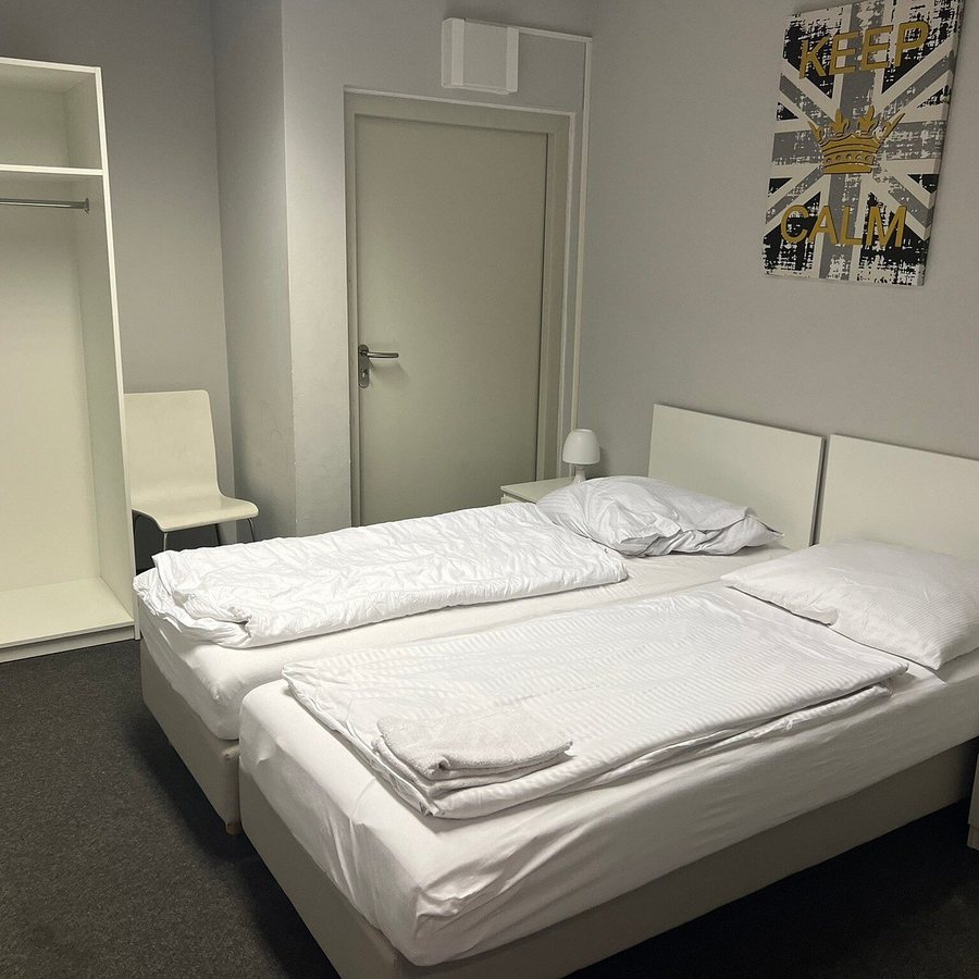 B b Hotel Berlin potsdamer Platz — Guest room