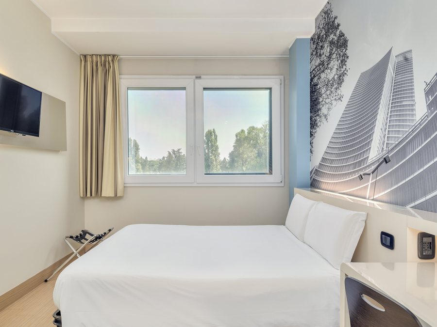 B B Hotel Milano Cenisio Garibaldi — Guest room