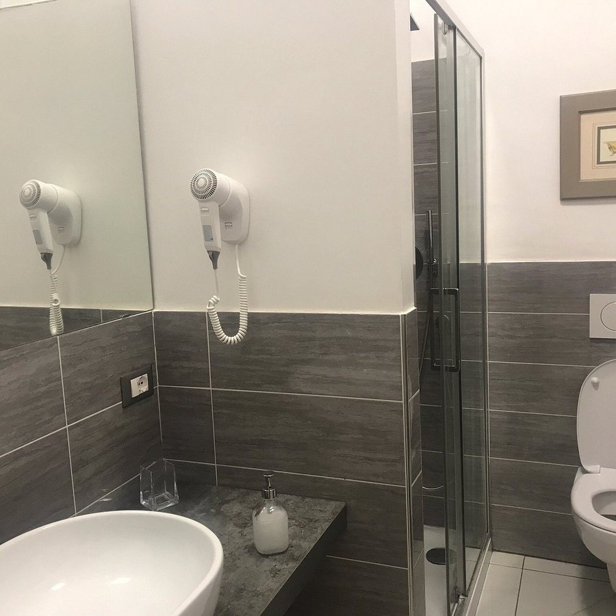 B B La Dimora degli Angeli — Bathroom