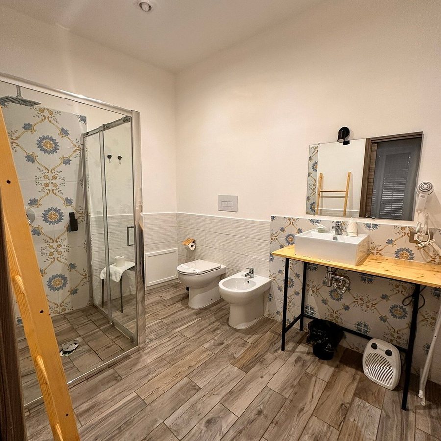 B B Le Terrazze — Bathroom