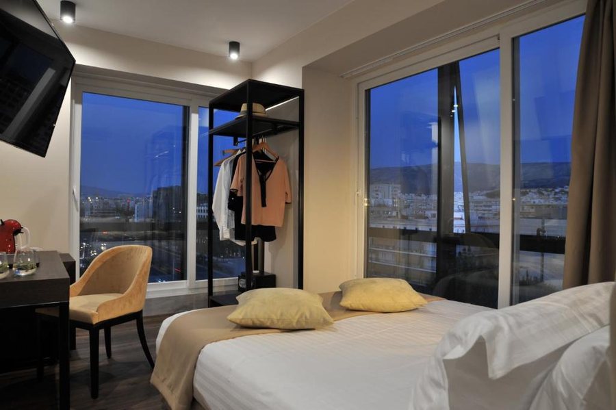 B4B Athens 365 Hotel — Guest room