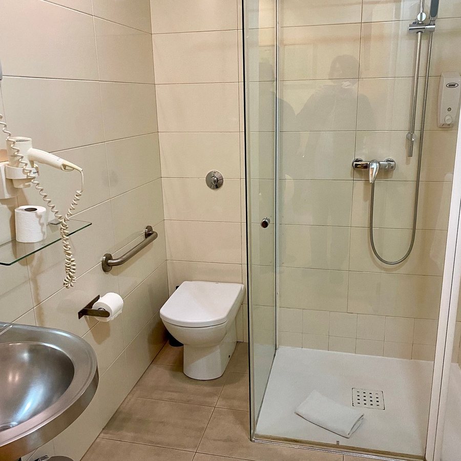 BacHome Terrace B B Barcelona Catalonia — Bathroom