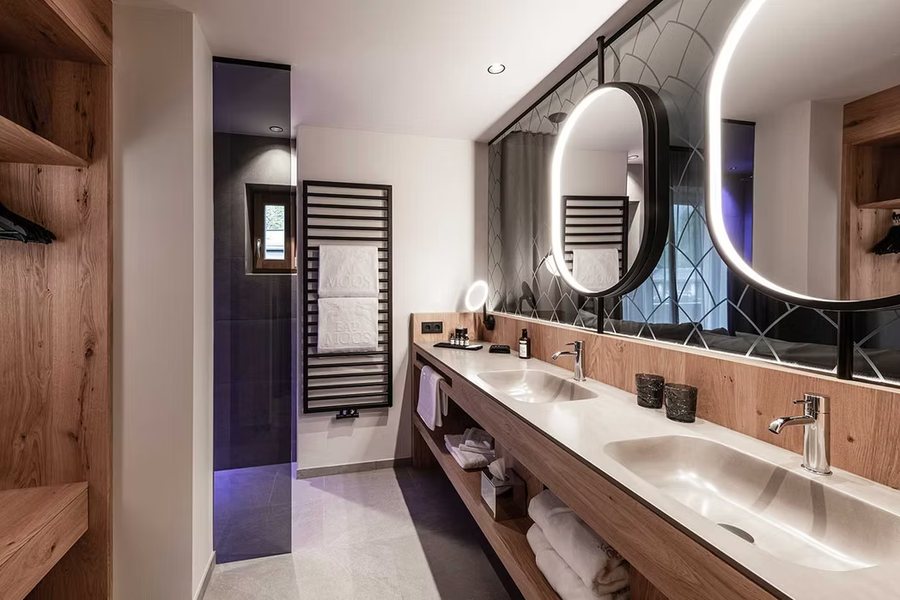 Bad Moos Aqua Spa Resort — Bathroom
