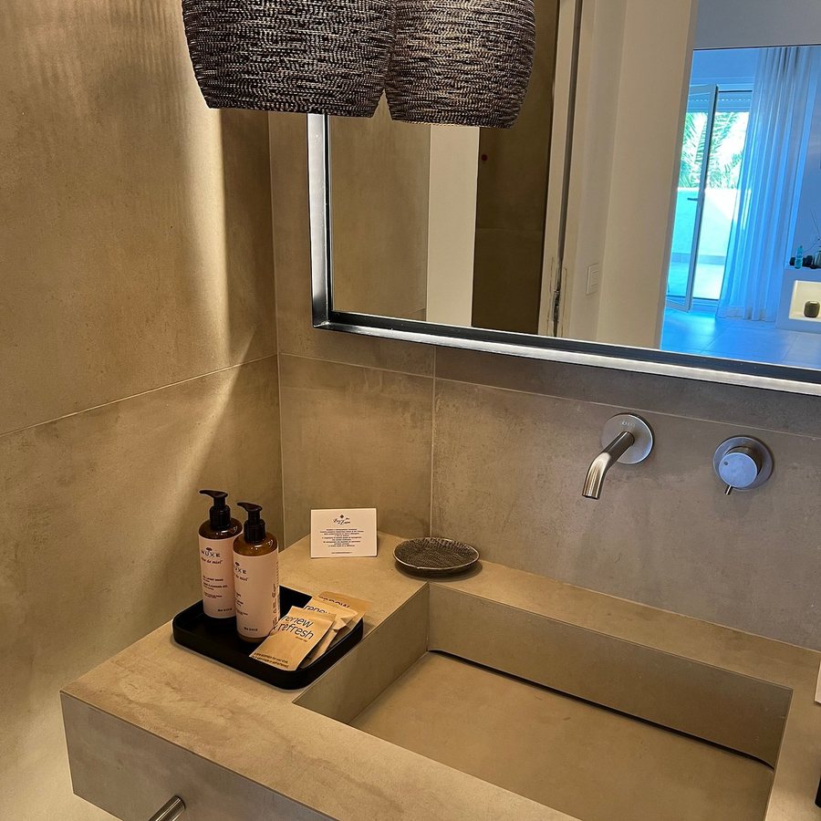 Baia Delle Zagare Handwritten Collection — Bathroom