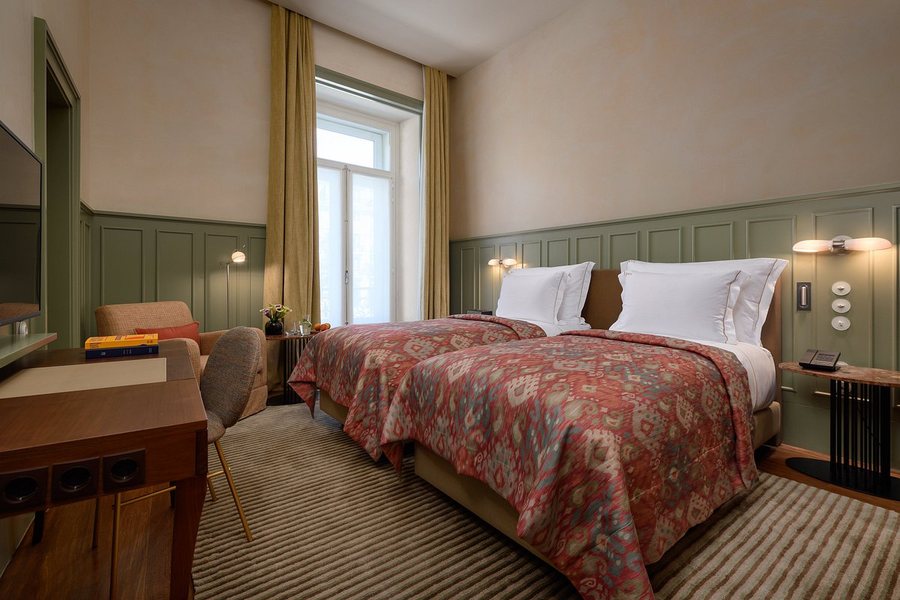Bairro Alto Hotel — Guest room