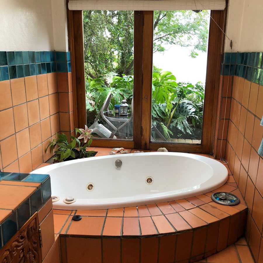 Bali At Scenic Haven Lodge — Bathroom