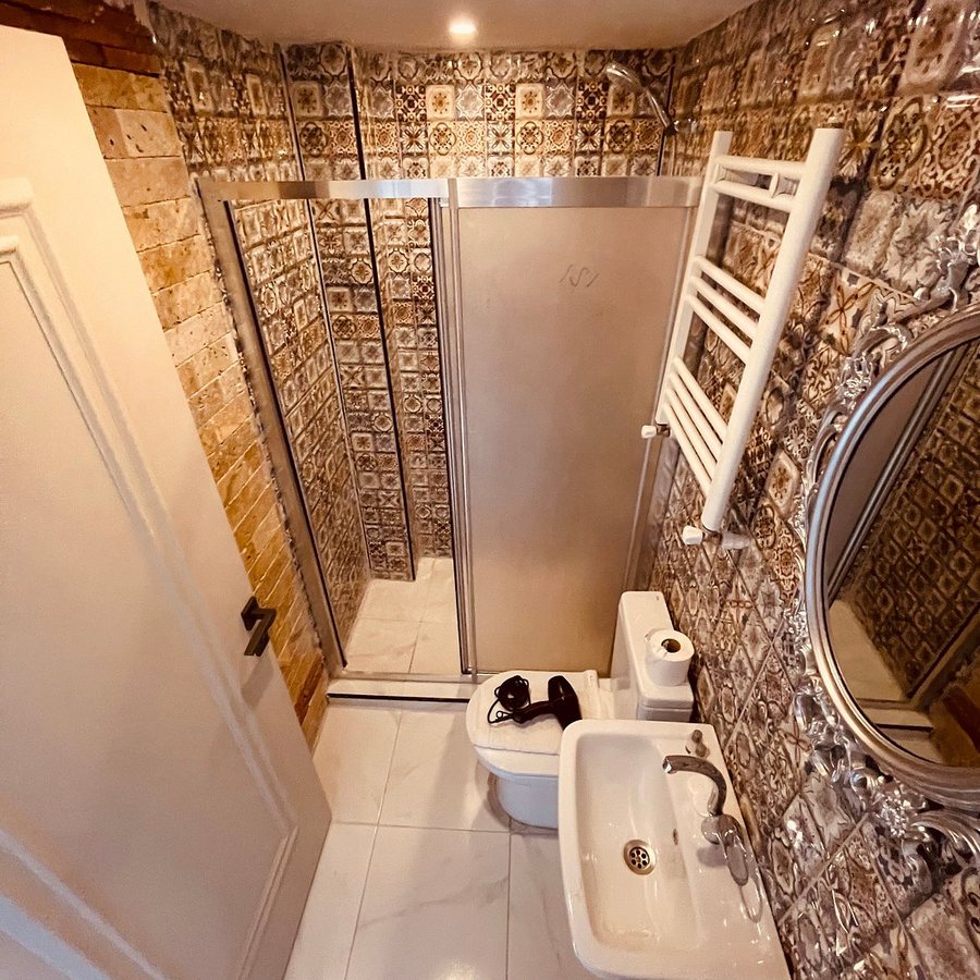 Balin Boutique Hotel Istanbul — Bathroom