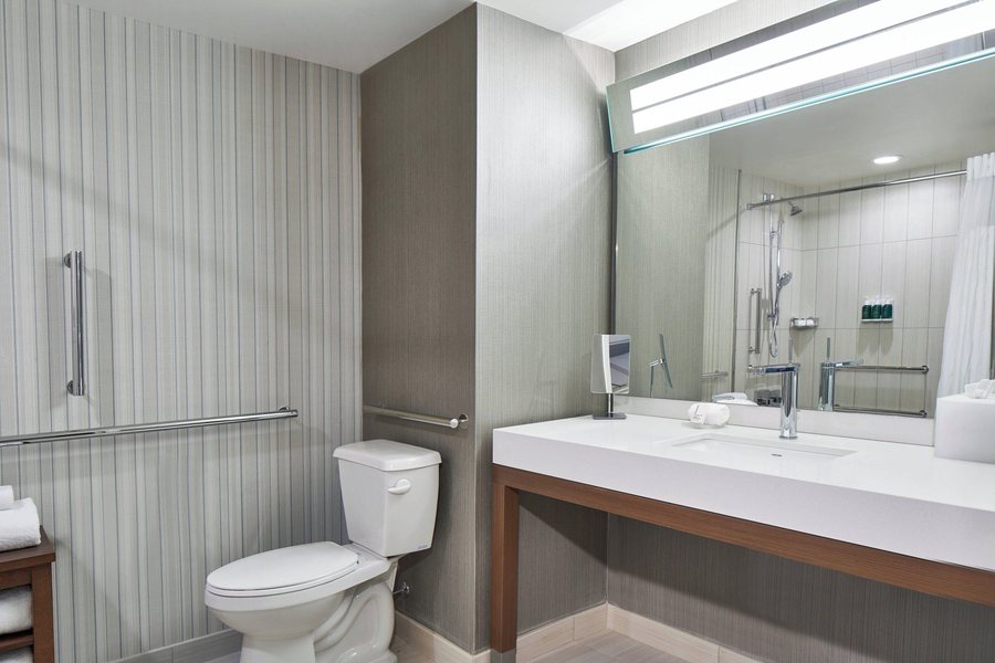 Baltimore Place — Bathroom