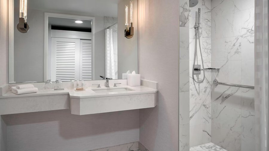 Baltimorean Apartments — Bathroom