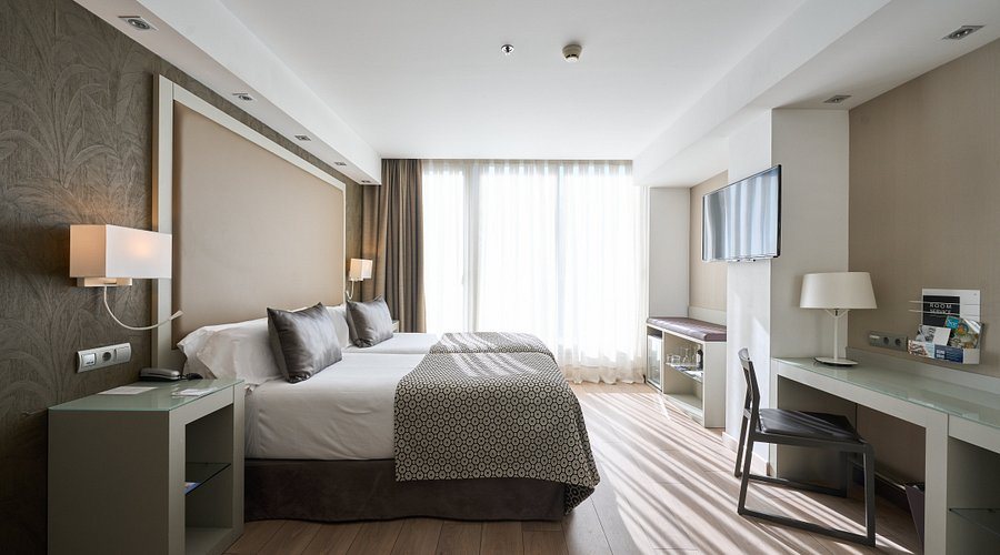 Barcelona City Seven Barcelona Catalonia — Guest room