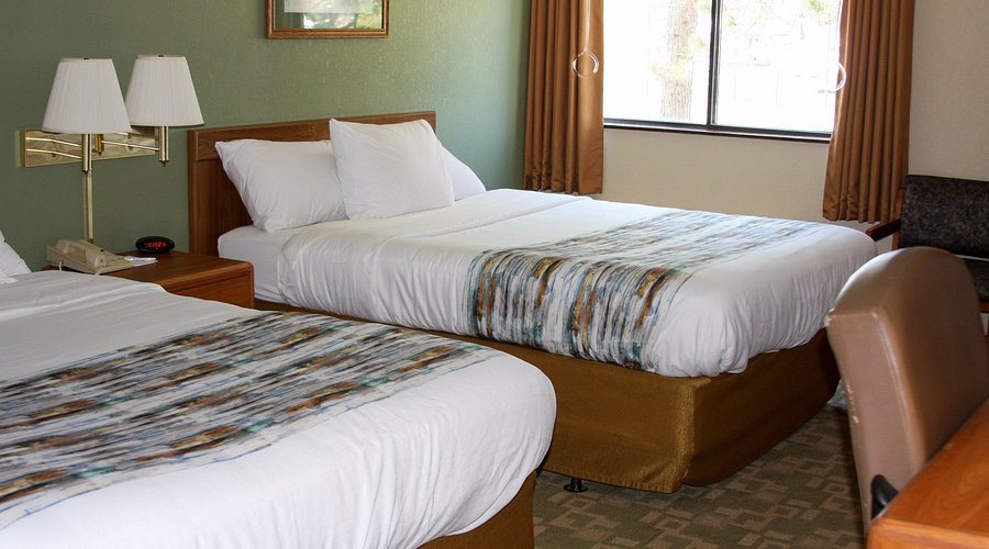 Barkers Island Inn — Guest room