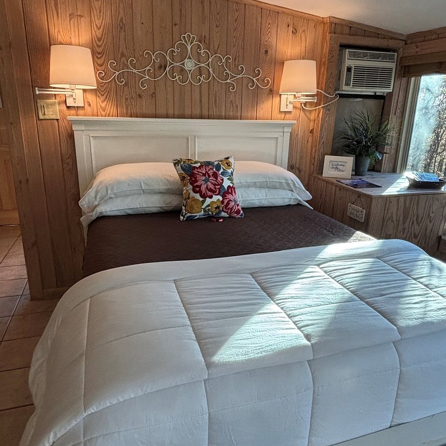 Bartee Meadow Bed and Breakfast — Guest room