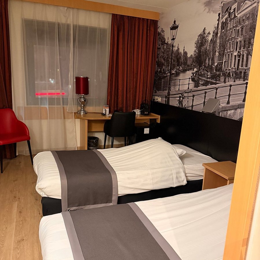 Bastion Hotel Amsterdam Noord — Guest room