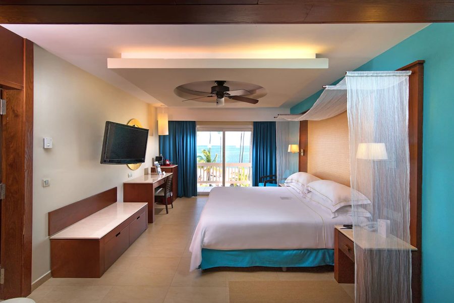 Bavaro Green — Guest room