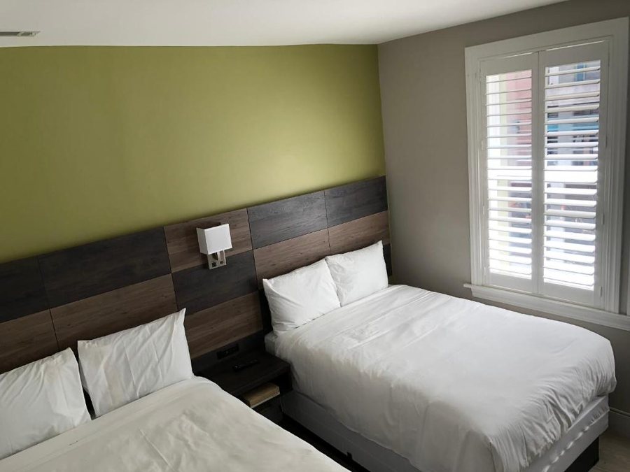 Bay Hotel — Guest room
