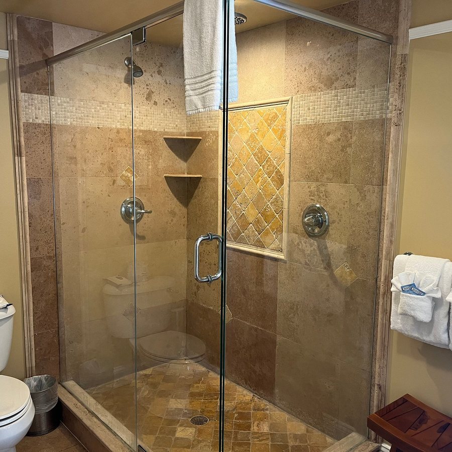 Bayfront Marin House — Bathroom