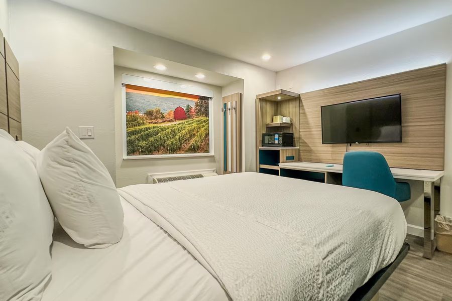 Baymont by Wyndham Henrietta Rochester — Guest room