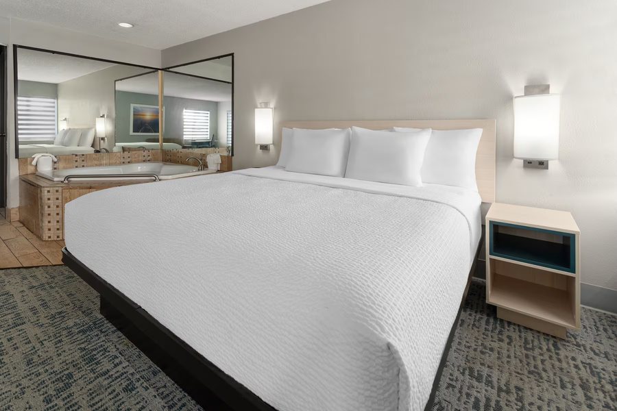 Baymont by Wyndham LaGrange — Guest room