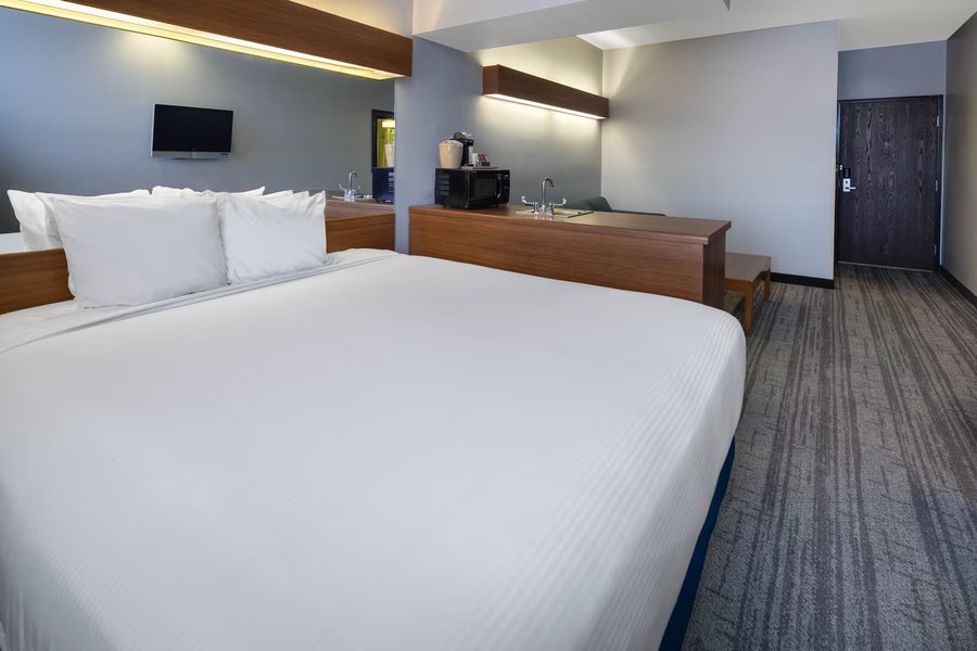 Baymont by Wyndham Las Vegas South Strip Las Vegas Nevada — Guest room