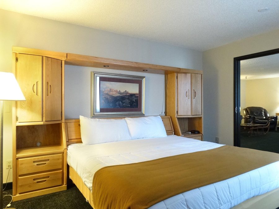 Baymont by Wyndham Whitefish — Guest room