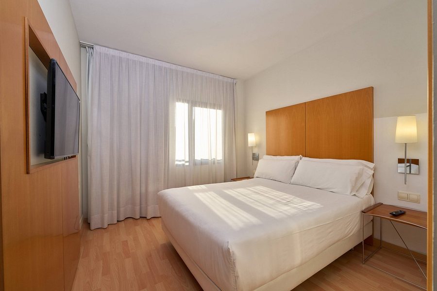 BcnSportHostels Barcelona Catalonia — Guest room