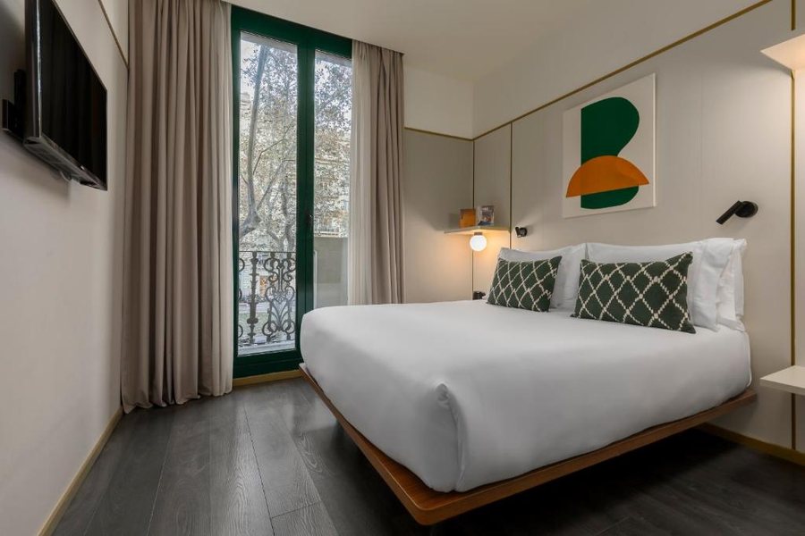 Be Mate Paseo De Gracia Barcelona Catalonia — Guest room