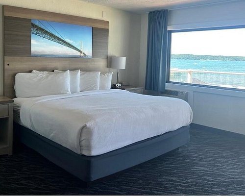 Beach Haus Resort — Guest room