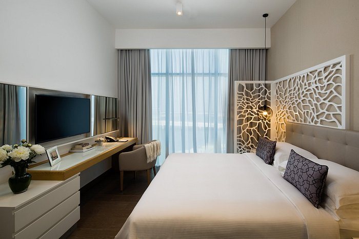 Beach Rotana All Suites — Guest room