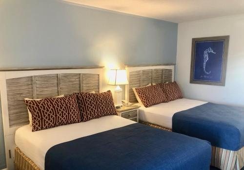 BEACH VIEW HOTEL — Guest room