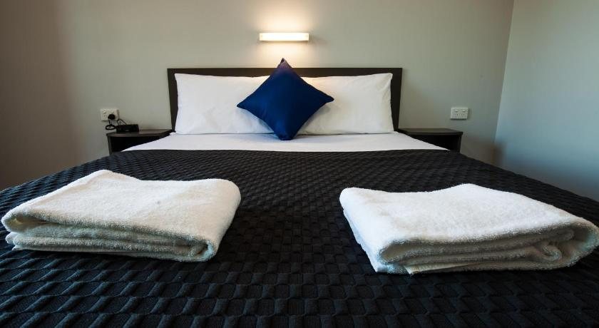 Beadon Bay Hotel — Guest room