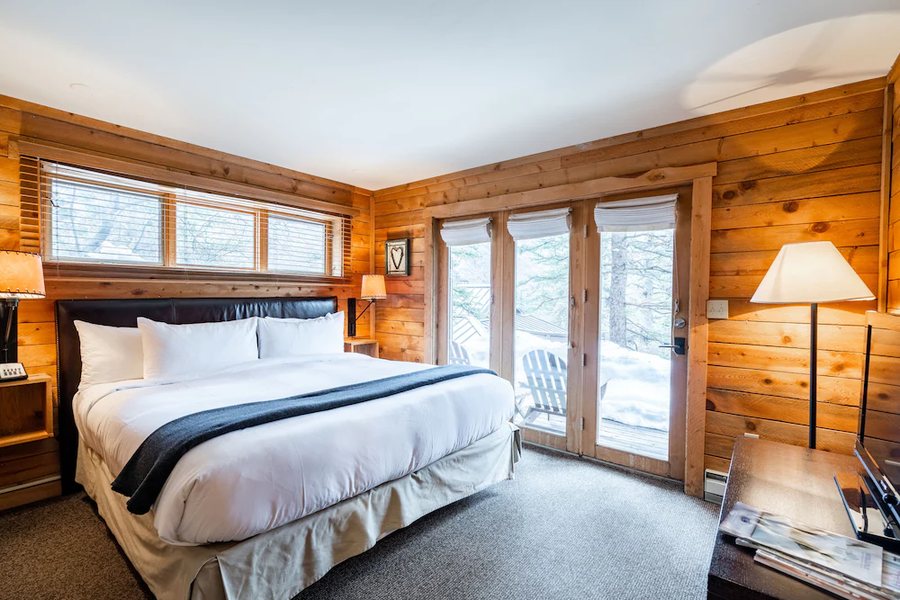 Bearlodge Mountain Resort — Guest room