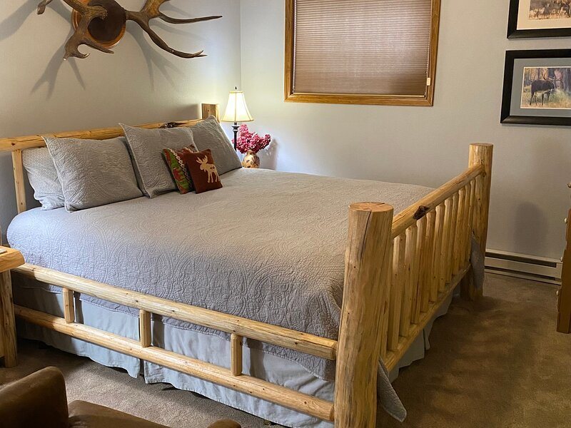 Bears Inn Bed and Breakfast — Guest room