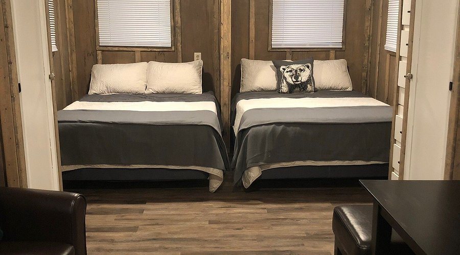 Beaver Lake Campground — Guest room
