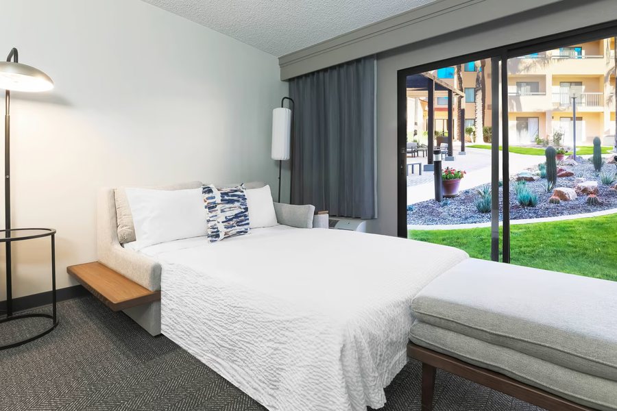 Bed and Bagels of Tucson — Guest room