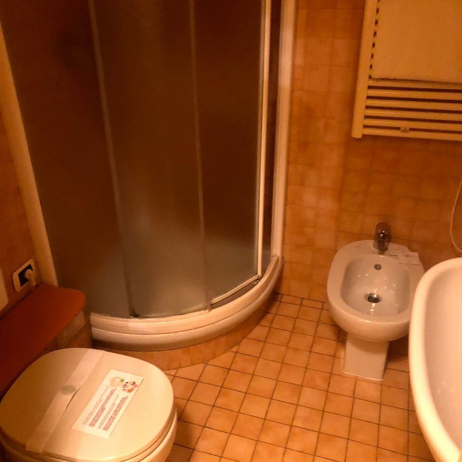 Bed and Breakfast Galileo 2000 — Bathroom