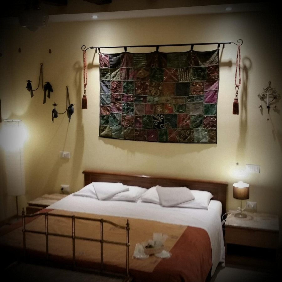 Bed and Breakfast You and Me — Guest room