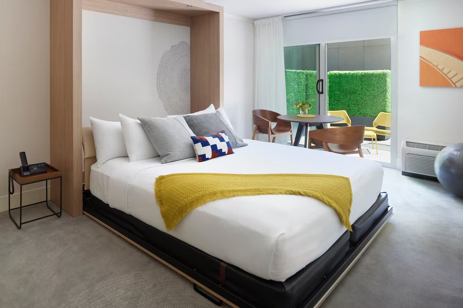 Bei San Francisco Trademark Collection By Wyndham — Guest room