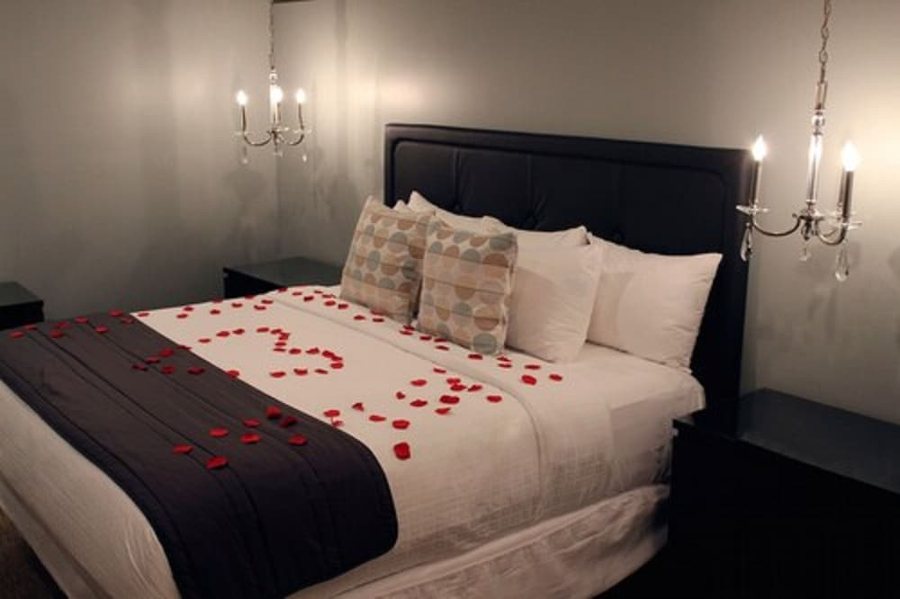 Belamere Suites Hotel — Guest room