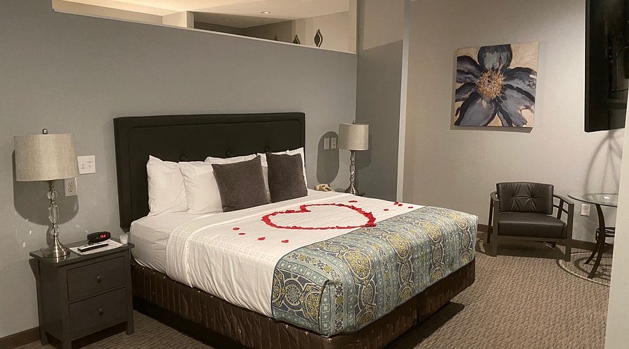 Belamere swimming pool suites — Guest room
