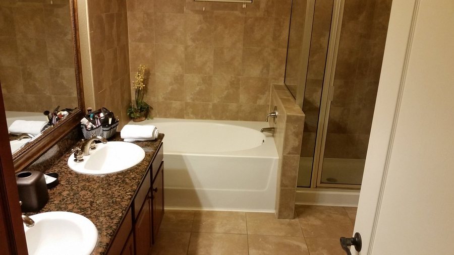 Bella Piazza Condo Association — Bathroom